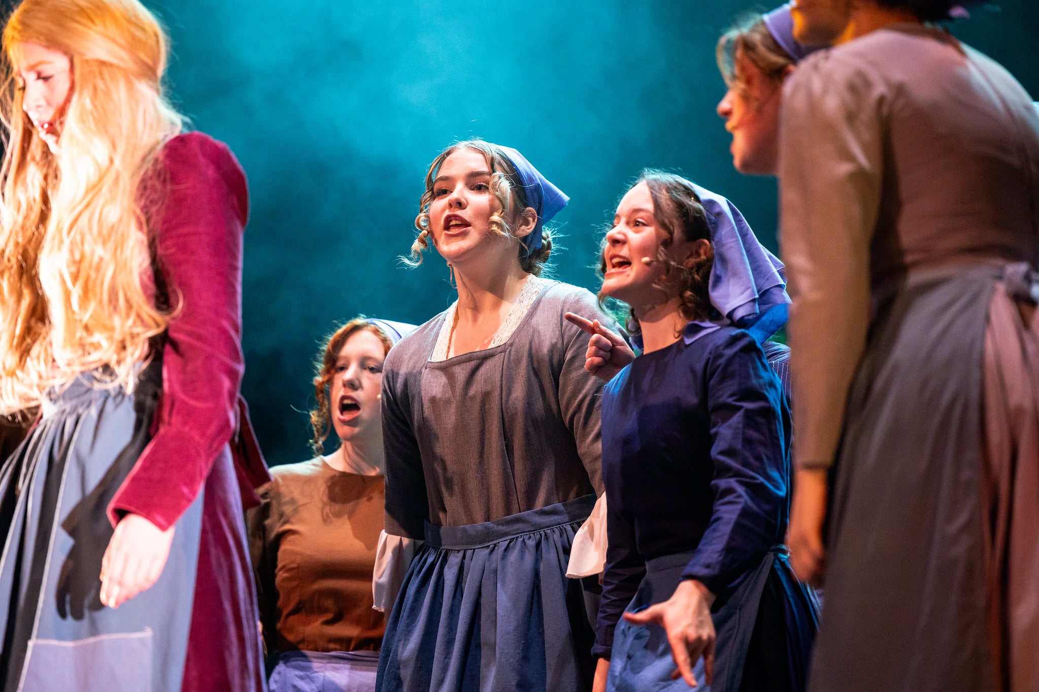 Can You Hear The People Sing Wellington s Les Mis Wows The Critics 